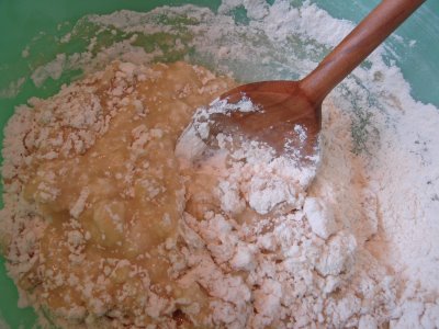 flour-bowl-mix