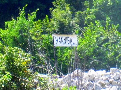 hannibal-sign