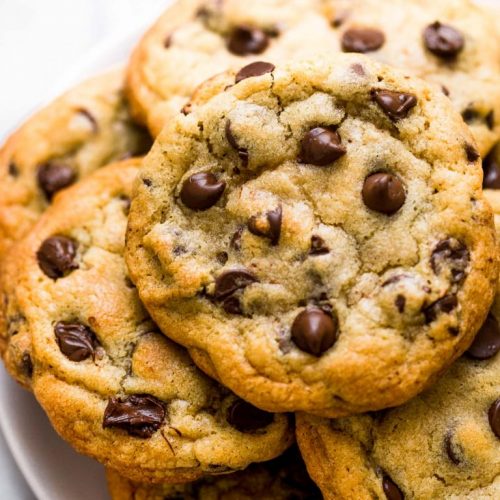 BAKERY-STYLE-CHOCOLATE-CHIP-COOKIES-9-768x768