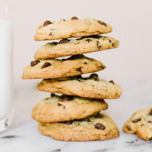 Ultimate-Chocolate-Chip-Cookies-Square-1-550x550